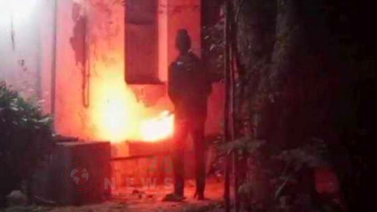 বিটিভির মহাপরিচালকের বাসভবনে দুর্বৃত্তদের অগ্নিসংযোগ