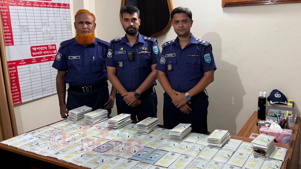 ভূরুঙ্গামারীতে সাড়ে ৩ লাখ টাকার ভারতীয় মোবাইল ডিসপ্লে জব্দ, আটক ১