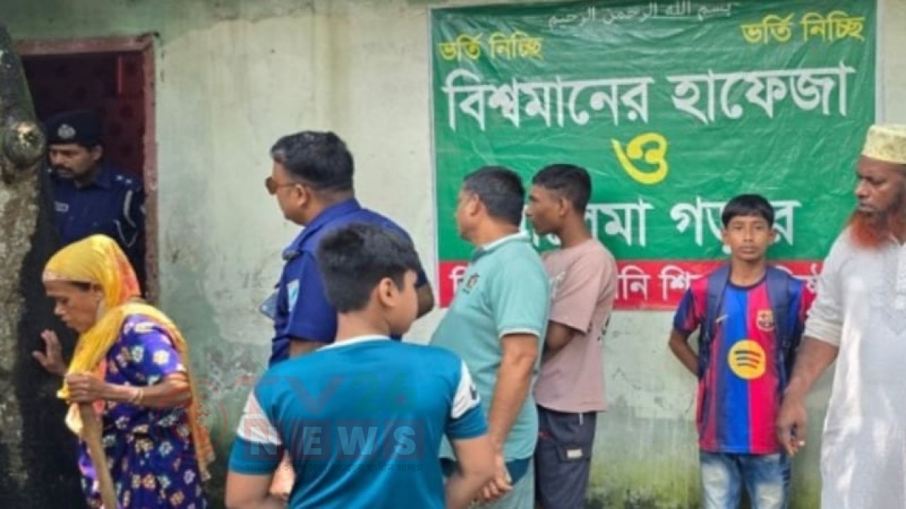 মাদারীপুরে মাদ্রাসার পাশে হাতবোমা বিস্ফোরণ, আহত ৪ ছাত্রী