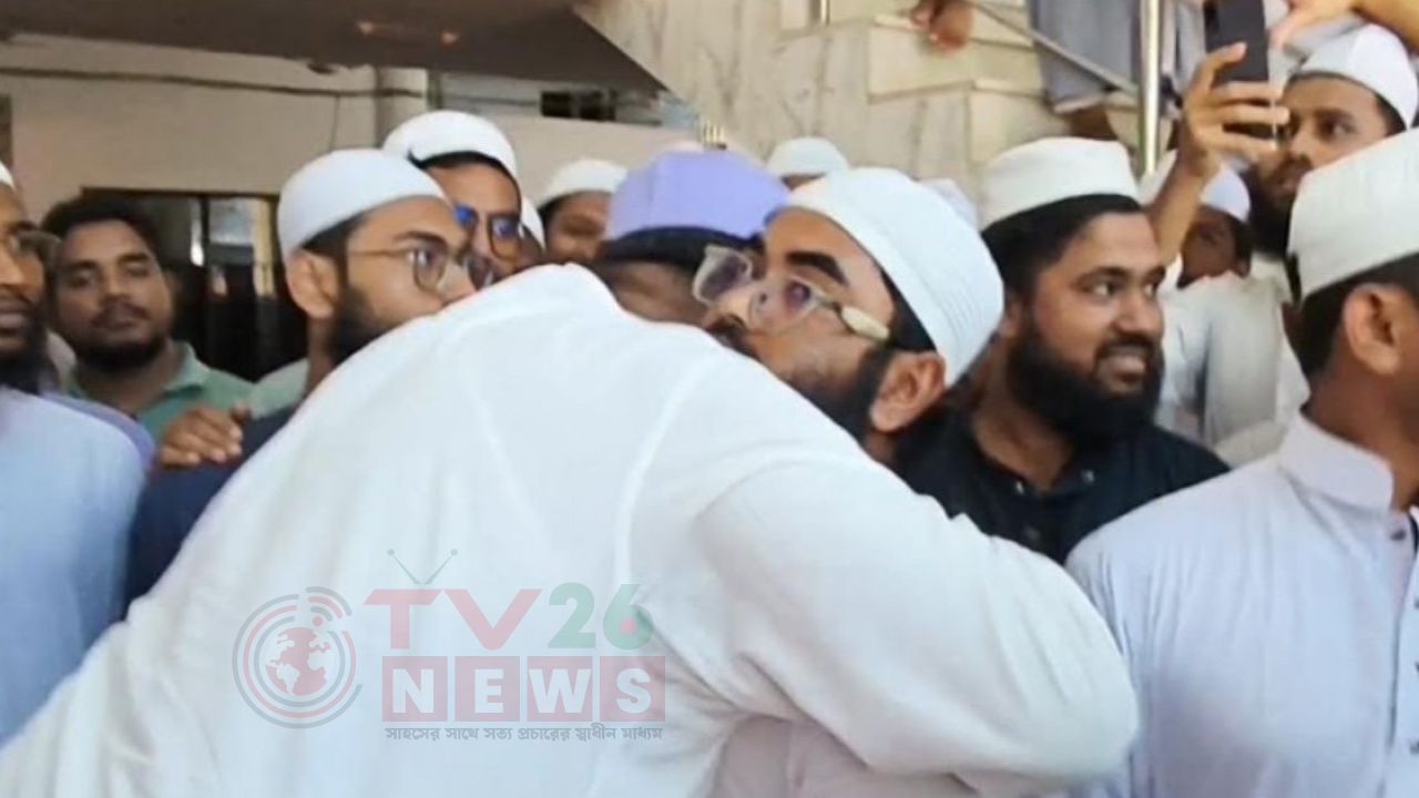 কওমি ছাত্ররা সরে দাঁড়ালেও শিল্পকলায় অনুষ্ঠান করতে পারছে না এনসিপি