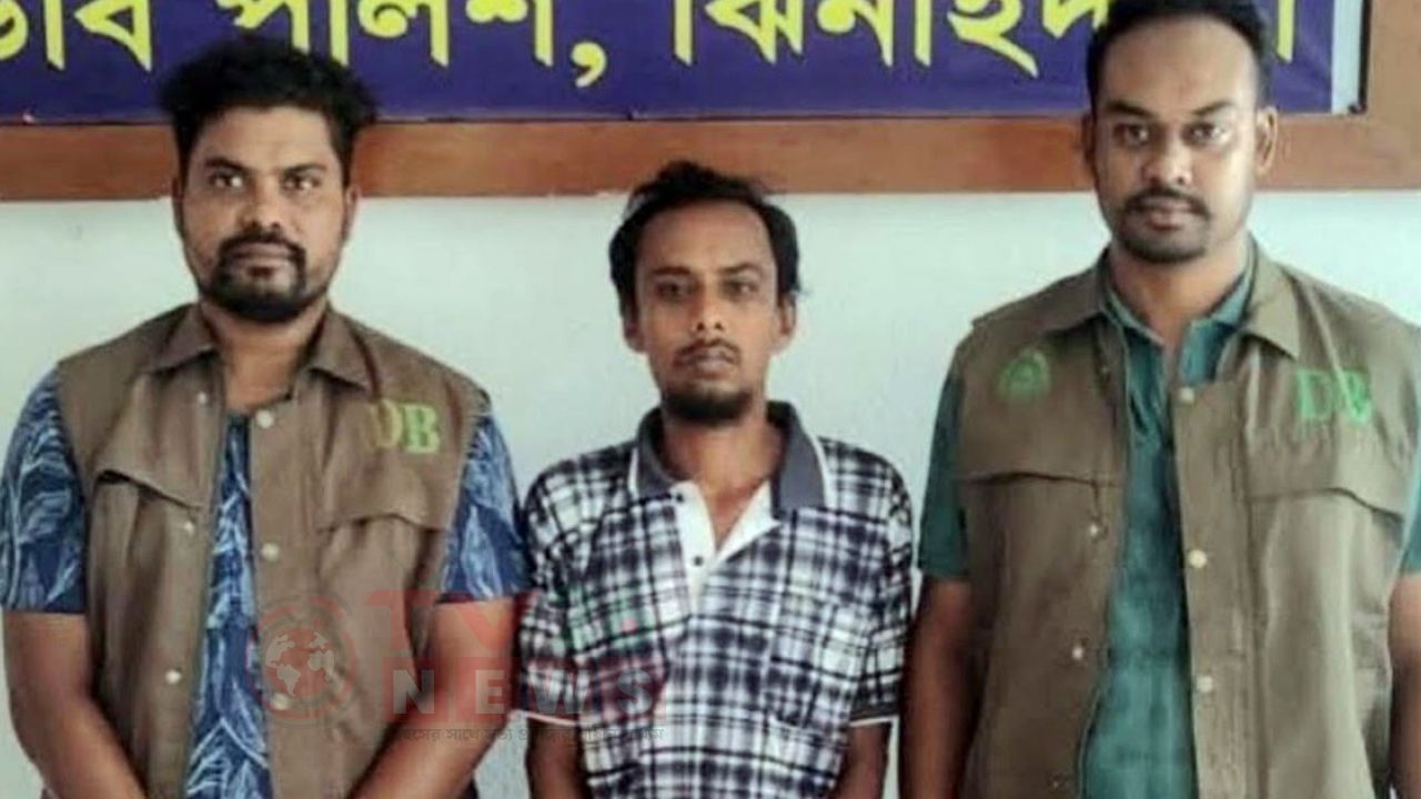 ঝিনাইদহে বিদেশি পিস্তলসহ যুবক গ্রেপ্তার