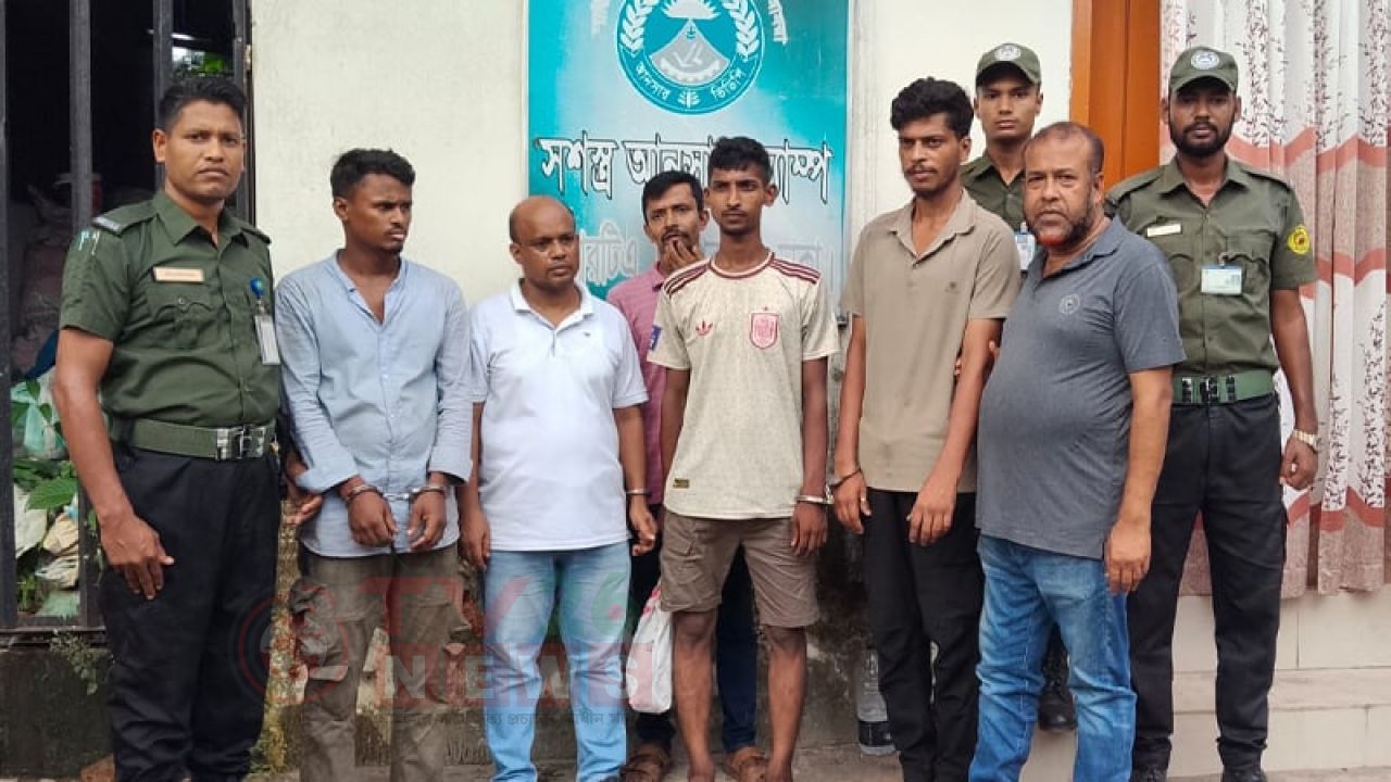 মিরপুর বিআরটিএতে মোবাইল কোর্ট, ৫ জনের কারাদণ্ড