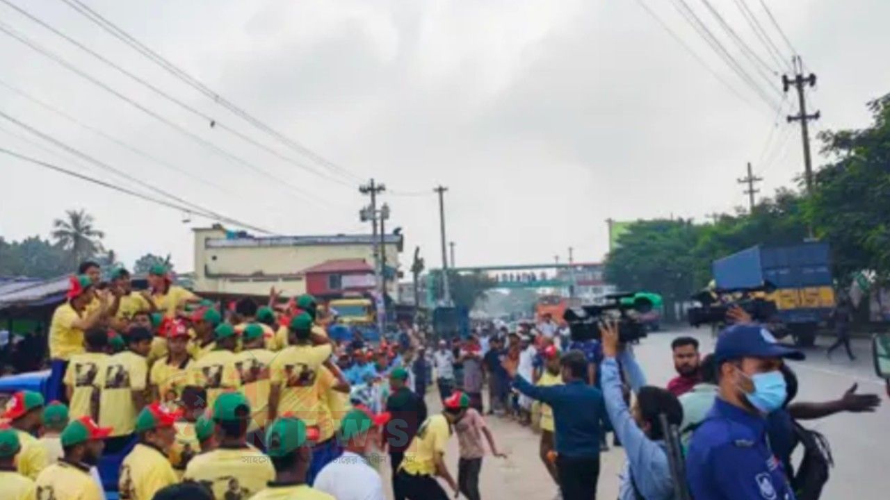 প্রধানমন্ত্রীকে অভ্যর্থনা জানাতে কুমিল্লায় বিএনপি নেতাকর্মীদের ঢল