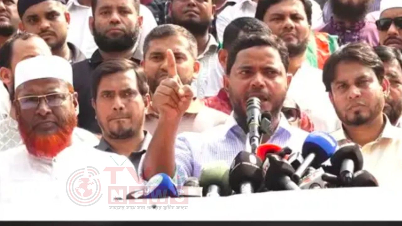 আপনারা আখতারুজ্জামানকে নয়, মুক্তিযুদ্ধের ইতিহাসে হাতকড়া পরিয়েছেন: মাসুদ