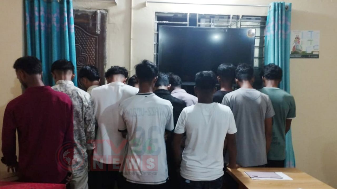 চাঁদপুরে বিশেষ অভিযানে গ্রেপ্তার ৩, আটক ২১ কিশোর অভিভাবকের জিম্মায়