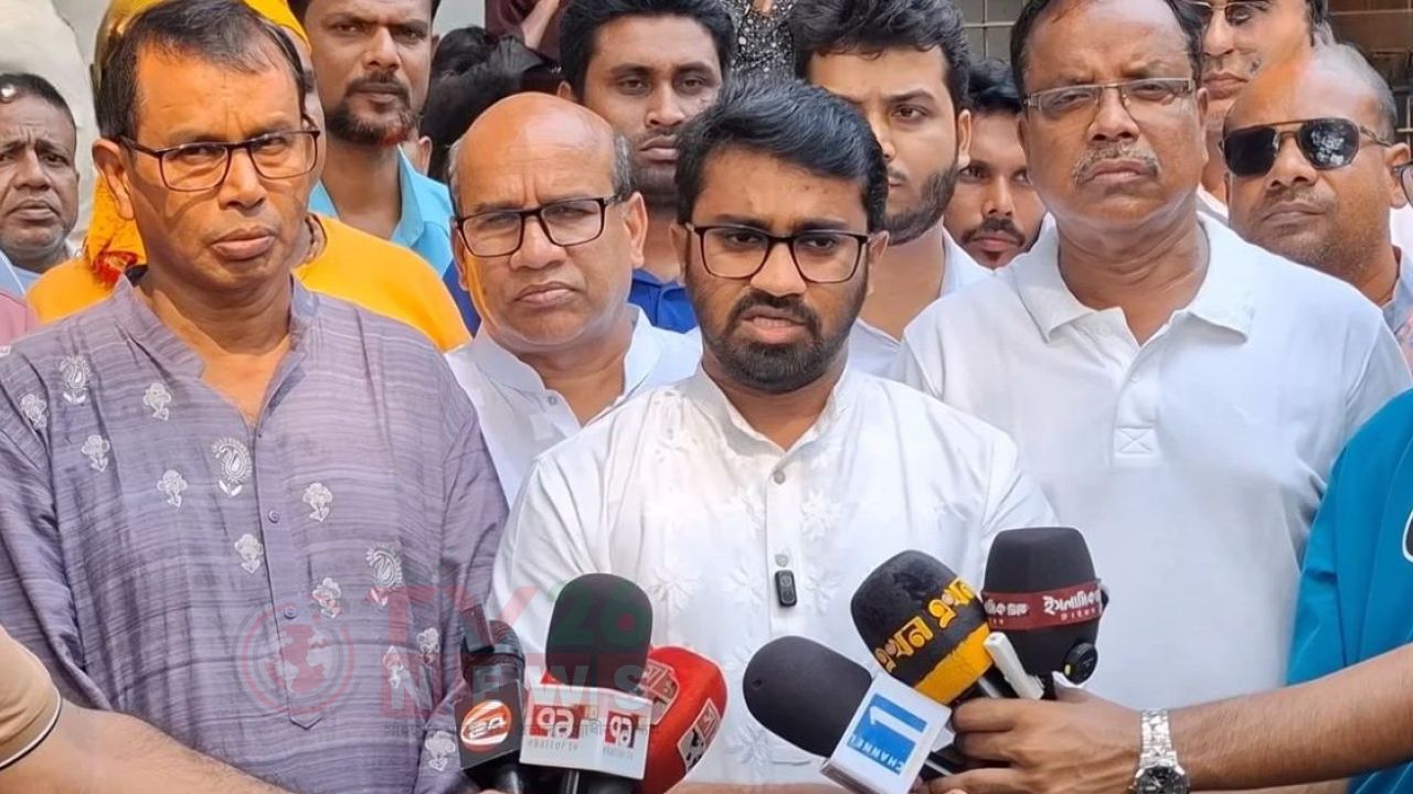 দুর্গোৎসবে বিশৃঙ্খলা সৃষ্টির জন্য আওয়ামী লীগ ভারতে বসে ষড়যন্ত্র করছে: রাশেদ খাঁন