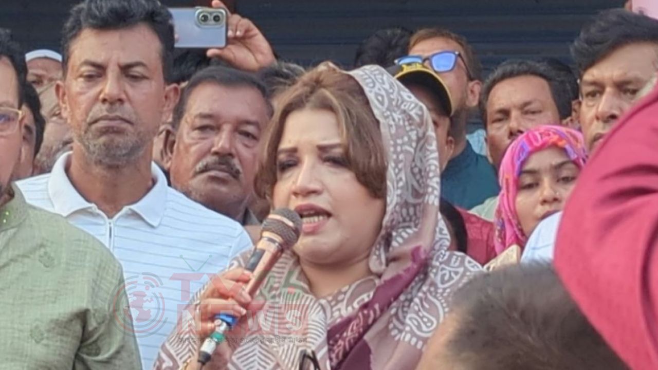 বাংলাদেশে আবার ফ্যাসিবাদ ফিরলে দায় জামায়াতকে নিতে হবে: শামা ওবায়েদ