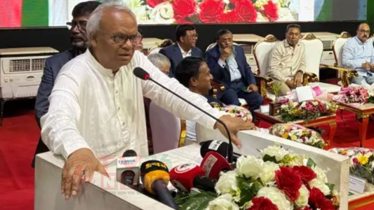 বিগত সরকারের আমলে দেশের ব্যাংকিং খাত ব্যাপকভাবে ক্ষতিগ্রস্ত হয়েছে: রিজভী