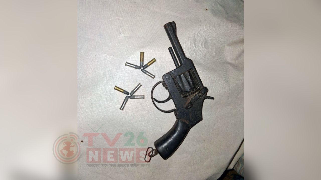 রাজবাড়ীতে অস্ত্র-গুলিসহ যুবক আটক