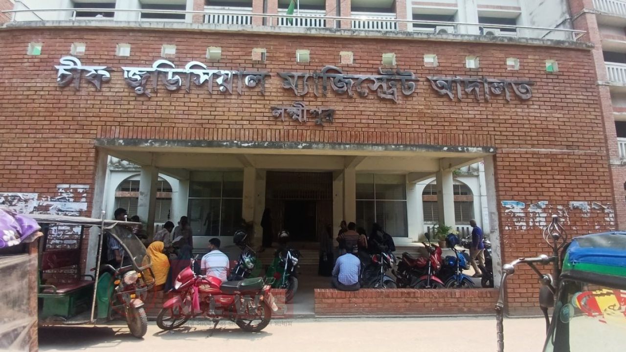 এবার ৭ পুলিশের বিরুদ্ধে মামলায় আদালতের নতুন নির্দেশ