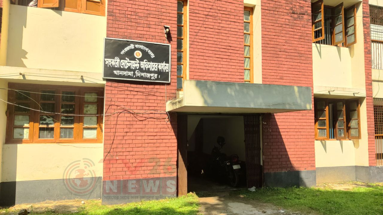 দিনাজপুরের ১৩ উপজেলার মধ্যে অনলাইনে নেই খানসামার তথ্য, সেটেলমেন্ট সেবায় ভোগান্তি
