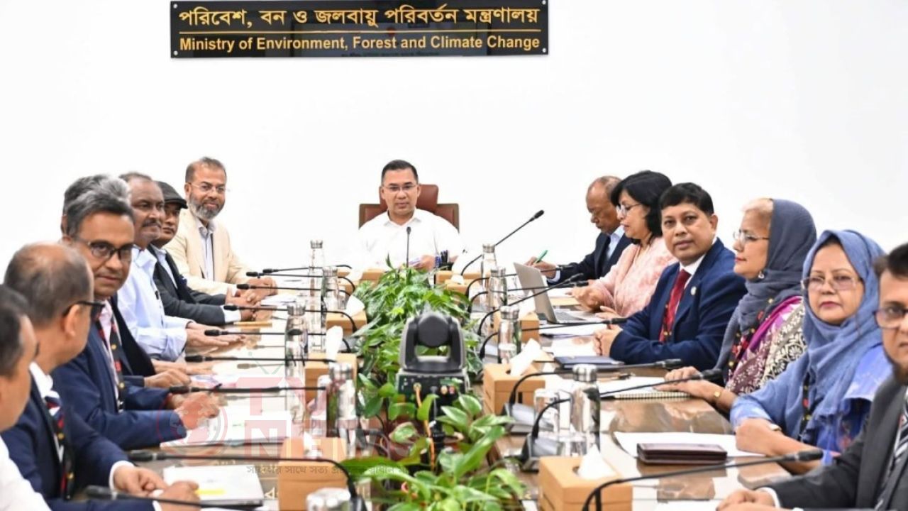 পরিবেশ, বন ও জলবায়ু মন্ত্রণালয় পরিদর্শন করলেন প্রধানমন্ত্রী