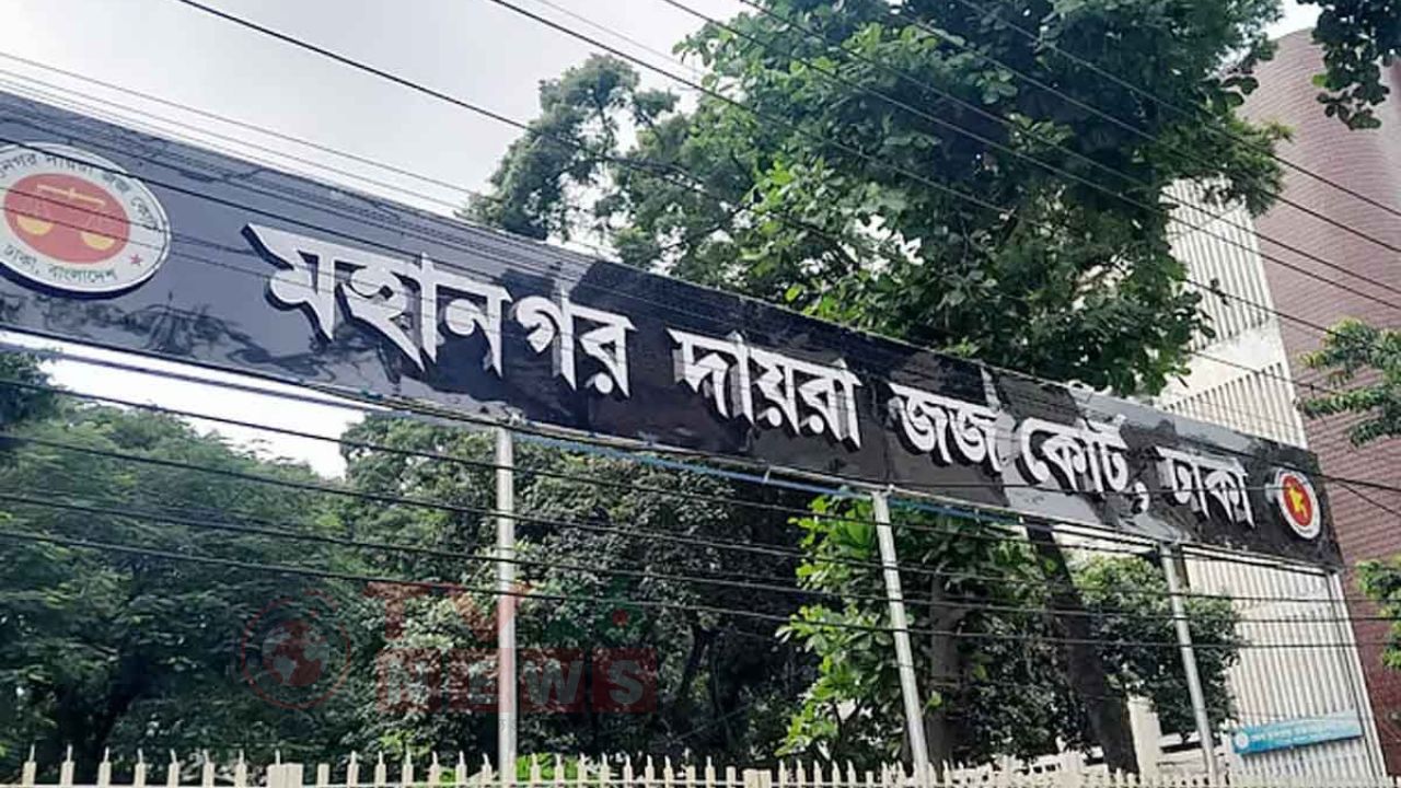 পরিবারসহ সাবেক এসবি প্রধান মনিরুলের ৮৩ ব্যাংক হিসাব অবরুদ্ধের আদেশ