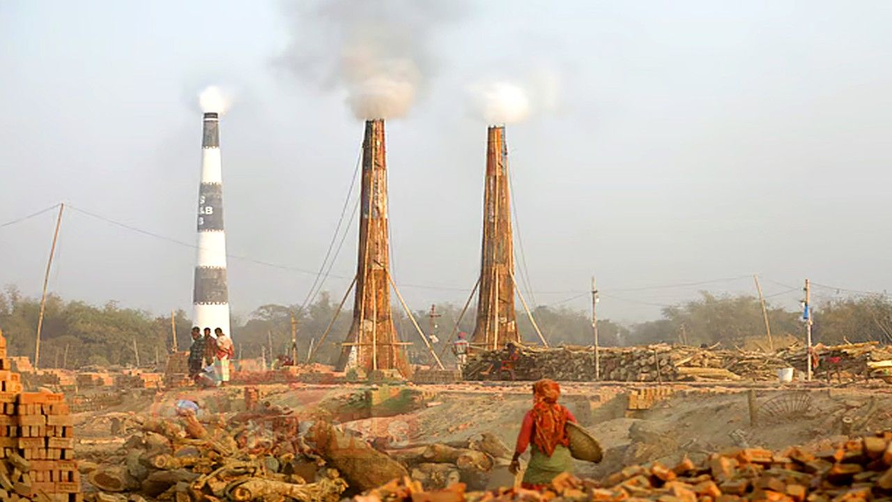 শুষ্ক মৌসুম ঘিরে তৎপর ইটভাটার মালিকরা