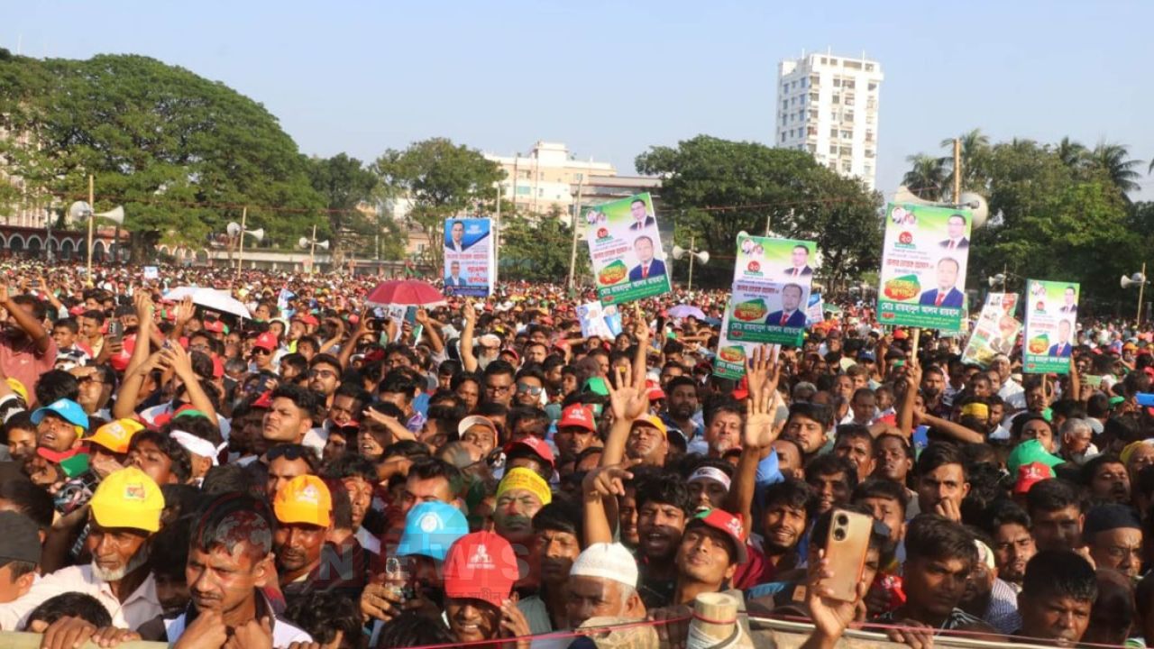প্রধানমন্ত্রীর জনসভায় ৯ নেতাকর্মীর মোবাইল ফোন চুরি, থানায় জিডি