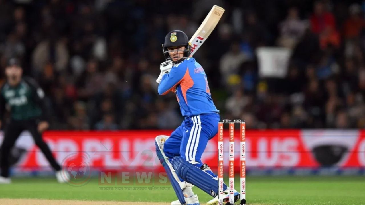 ছক্কার বিশ্ব রেকর্ড গড়লেন অভিষেক শর্মা 