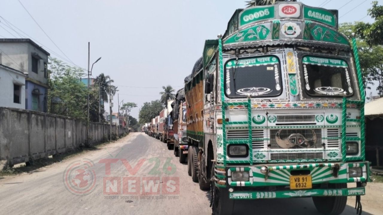 দুর্গাপূজার বন্ধ শেষে বেনাপোল দিয়ে আমদানি-রফতানি শুরু