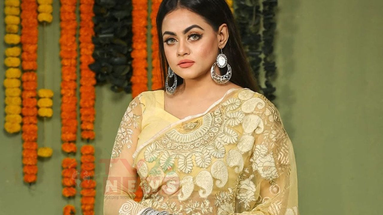 না ফেরার দেশে মডেল-অভিনেত্রী তুলনা