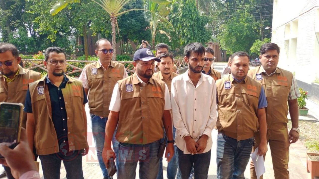 প্রধানমন্ত্রীর অতিরিক্ত প্রেস সচিবের সহকারী সেজে প্রতারণা, ছাত্রলীগ নেতা গ্রেপ্তার