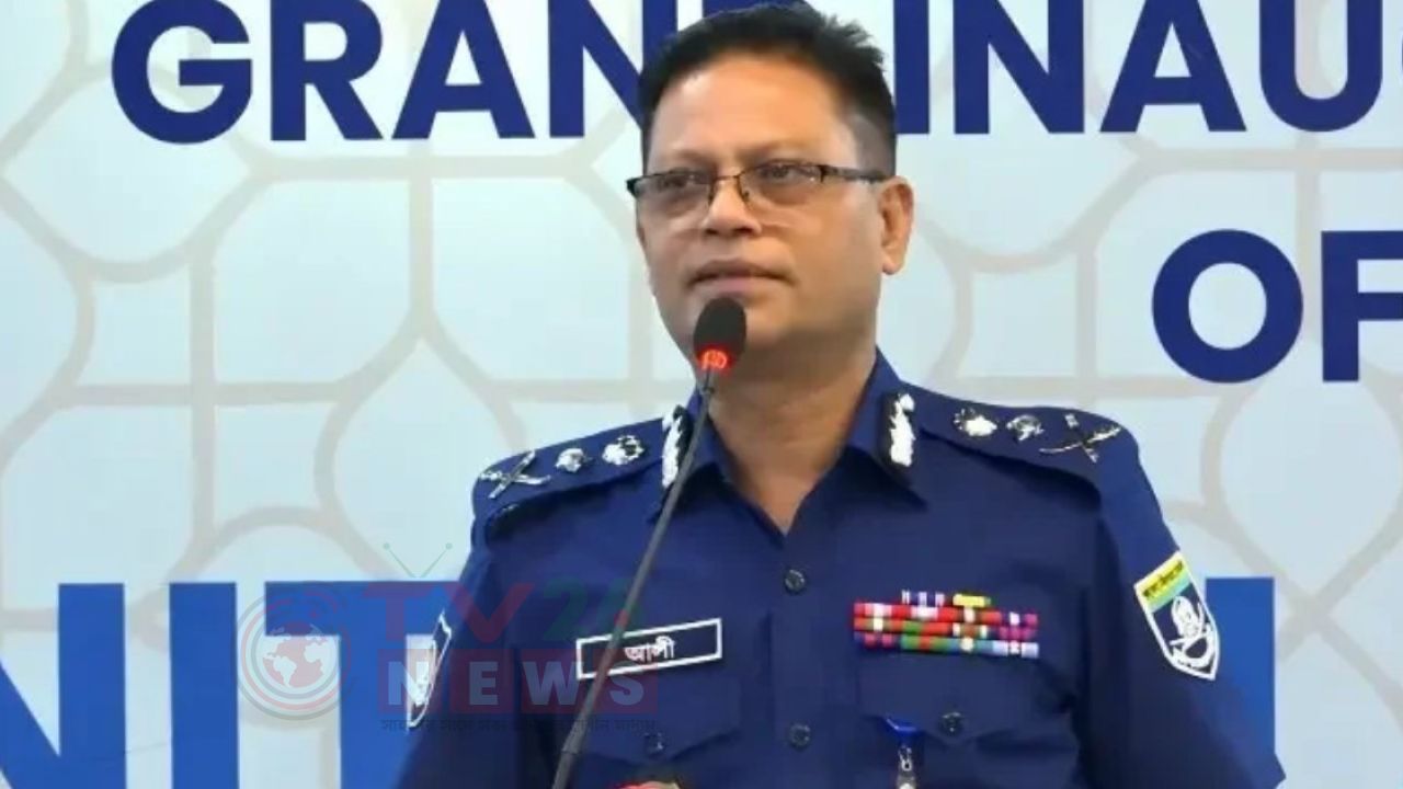 সাংবাদিকরা মাদক থেকে যখন টাকা পাচ্ছেন না তখন লিখছেন পুলিশ অকার্যকর: আইজিপি