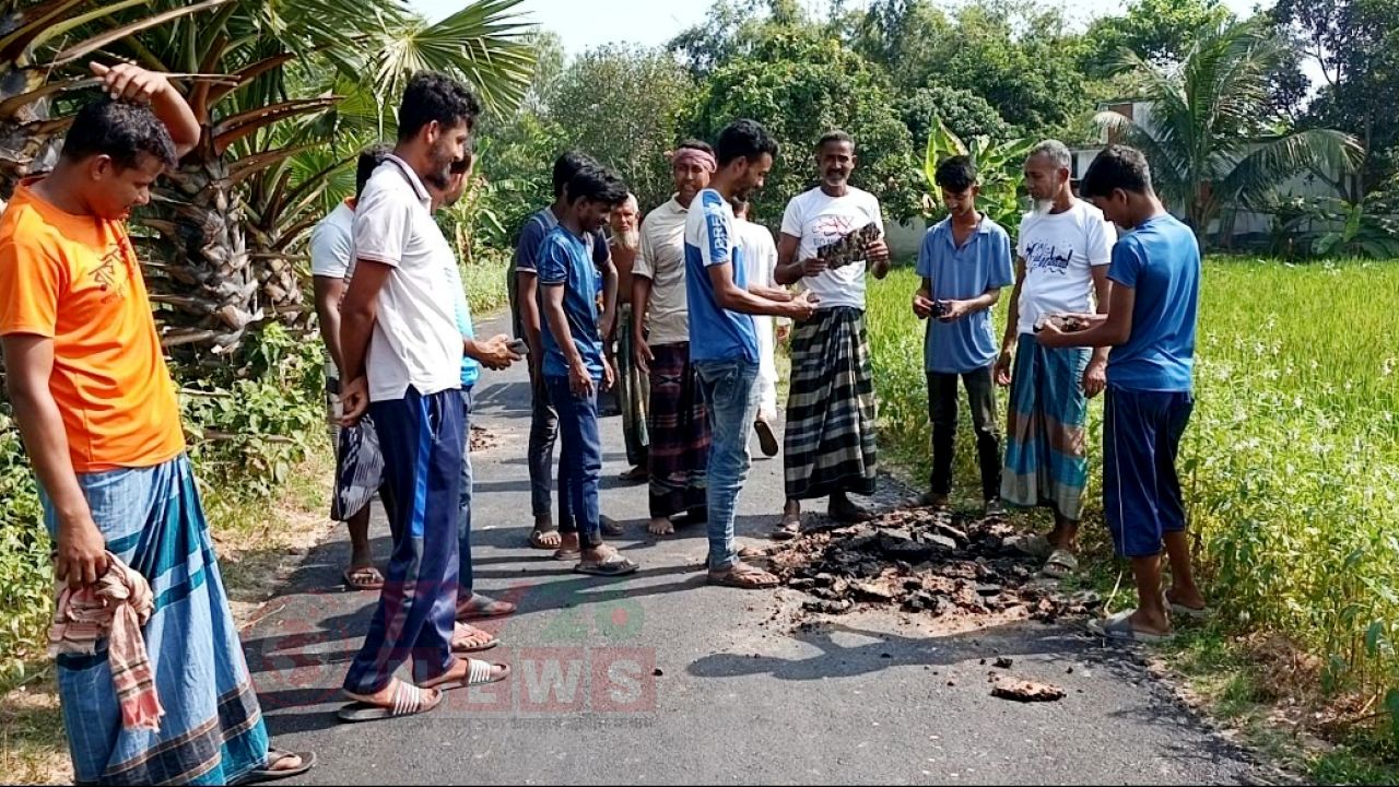 নির্মাণের এক সপ্তাহেই পায়ের ঘষায় উঠে যাচ্ছে কার্পেটিং