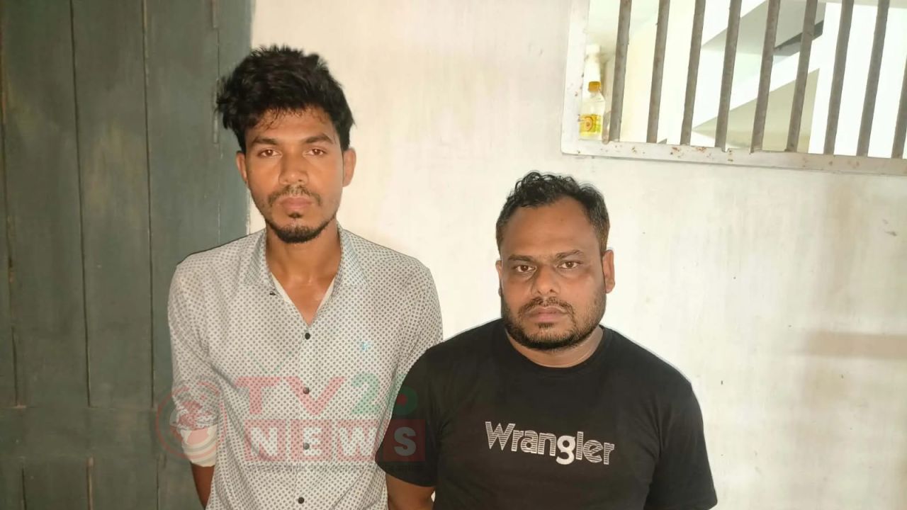 ভোলায় বাড়ি বাড়ি গিয়ে ট্যাক্স আদায়, প্রতারণার অভিযোগে গ্রেপ্তার ২